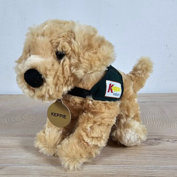 UCB Canine Assistants Keppie Yellow Labrador Dog Plush Toy Keppra Advertising 8" - Picture 2 of 9